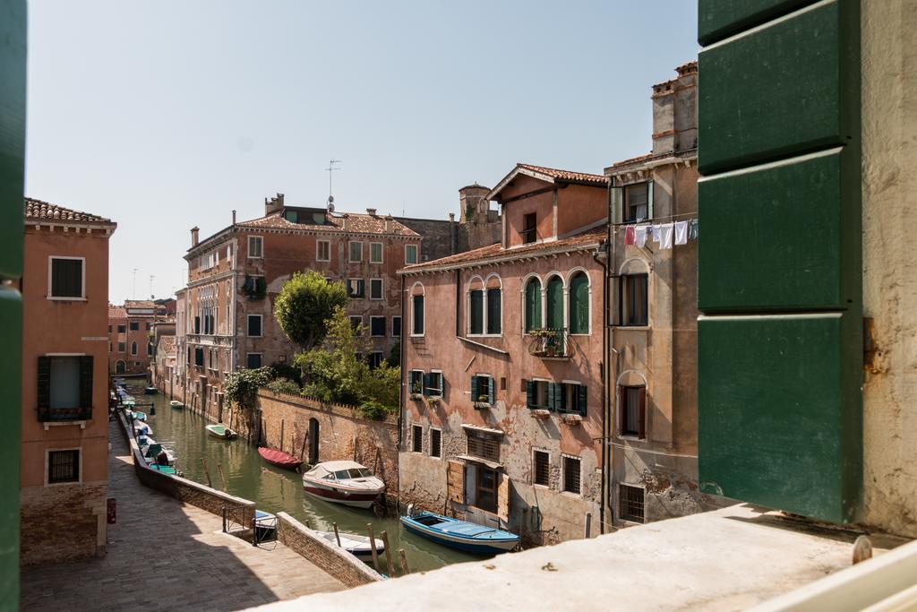 7 Windows On Venezia Esterno foto